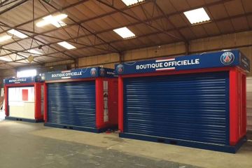 Karmod gyártotta PSG Store Kioszkok